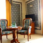 Bed & Breakfast Park & Restauracja 4*