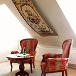 Park & Restauracja 4*
