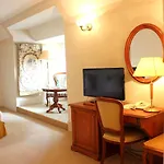 Bed & Breakfast Park & Restauracja Legnica