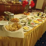 Bed & Breakfast Park & Restauracja Legnica