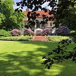 Park & Restauracja Bed & Breakfast