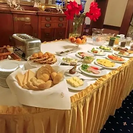 Park & Restauracja Bed & Breakfast