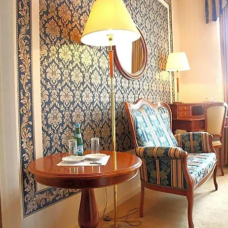 Bed & Breakfast Park & Restauracja 4*