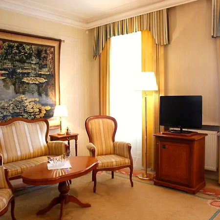 Frühstückspension Park & Restauracja 4*