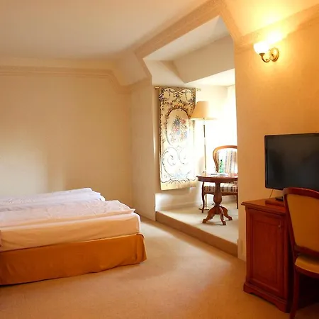 Park & Restauracja Frühstückspension Legnica