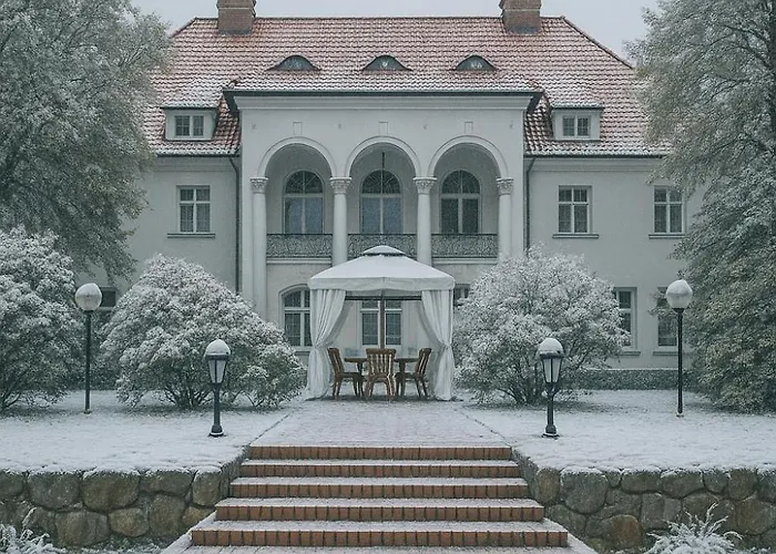 Park & Restauracja 4* レグニツァ