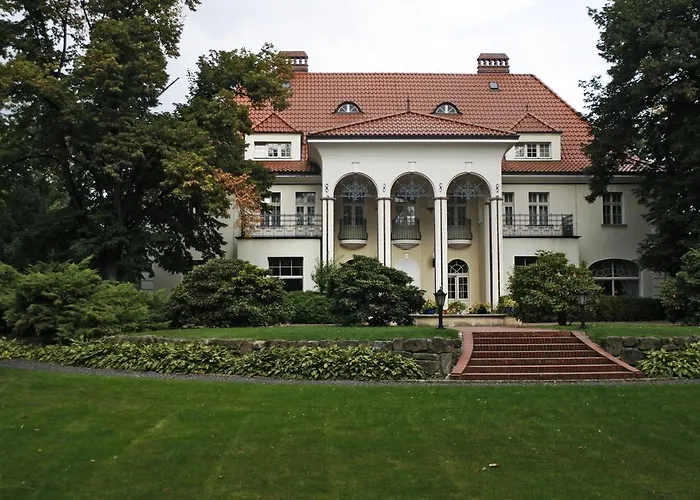 住宿加早餐酒店 Park & Restauracja 4*