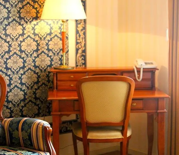 Park & Restauracja 莱格尼察