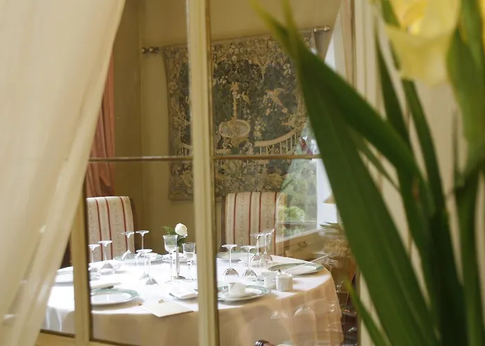 Park & Restauracja 住宿加早餐酒店