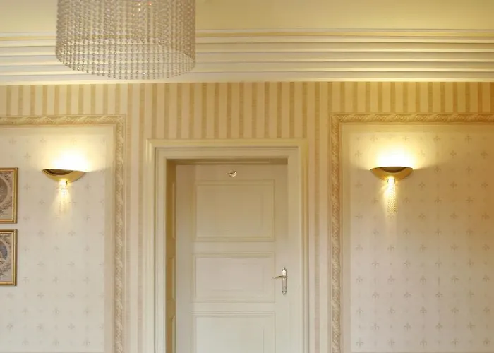 Park & Restauracja ベッド・アンド・ブレックファスト レグニツァ